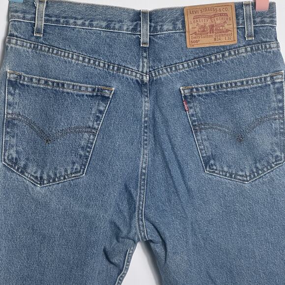 VTG 1990 Levi’s 505 Jeans 34x32 Regular Fit Straight Leg Blue Denim Distressed - Picture 10 of 16